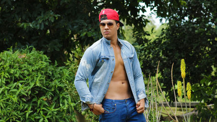 OliverMartinez